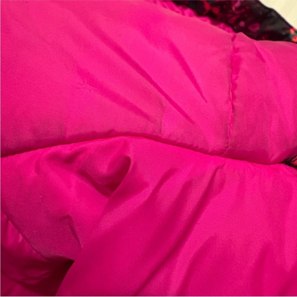 The North Face Girls' Hooded Puffer Jacket - Pink Multi Floral - Picture 8 of 9